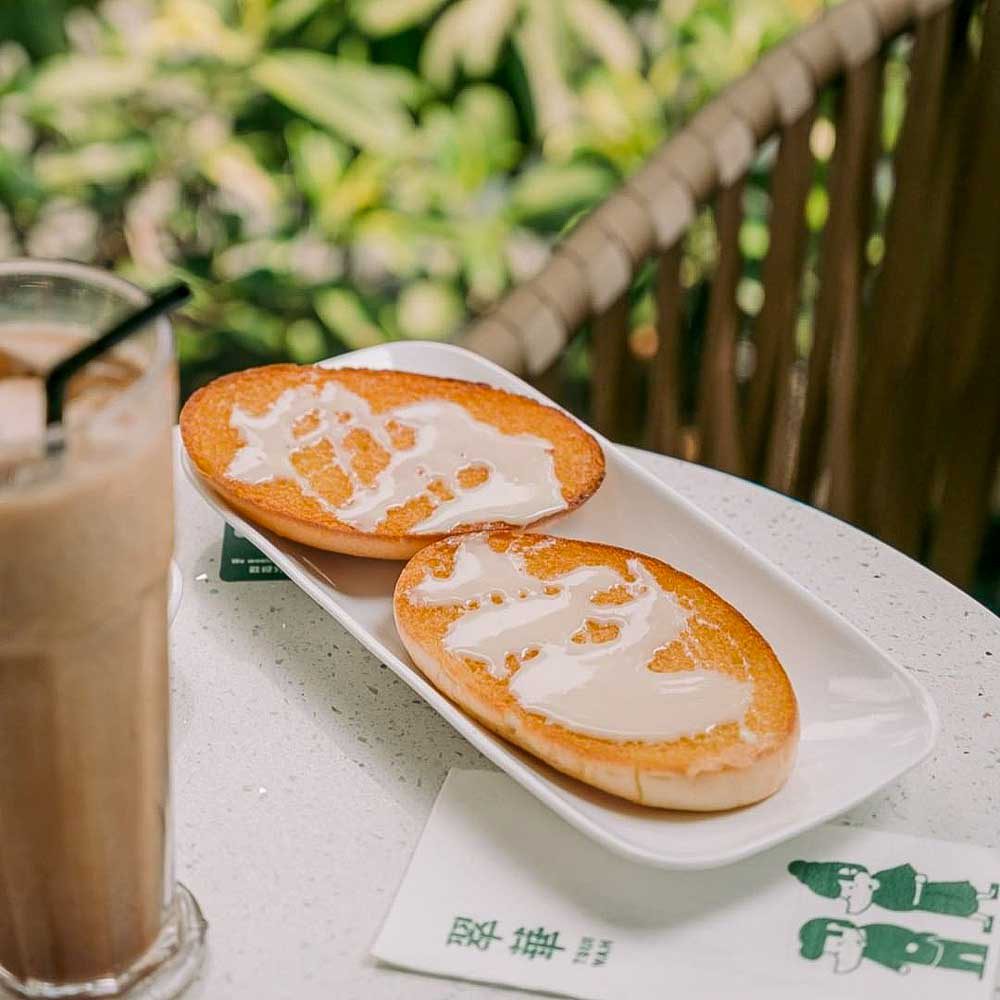 Tsui Wah's Crispy Bun with Condensed Milk, delivered islandwide in Singapore powered by Oddle