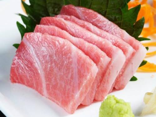 Otoro sashimi, the fattiest and most premium cut of bluefin tuna from Marukyu, delivered islandwide in Singapore powered by Oddle