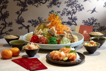 Fortune Yu Sheng with Salmon & Fish Skin Crackers from Raffles Hotel, delivered islandwide in Singapore powered by Oddle.