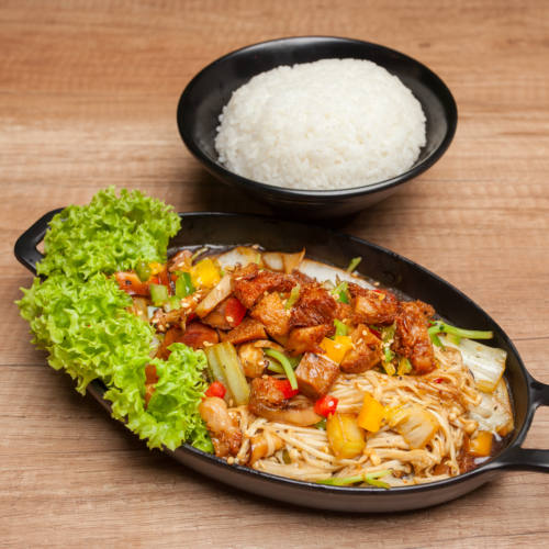 Sauté-San's Spicy Bulgogi Tofu Mixed Shroom with Rice, delivered islandwide in Singapore powered by Oddle. For Plant based food delivery and Vegan food delivery Singapore.